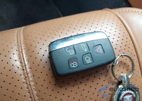 2014 Jaguar Xj Xjr Lwb из США, поврежденный, VIN SAJWA2EK8EMV67443